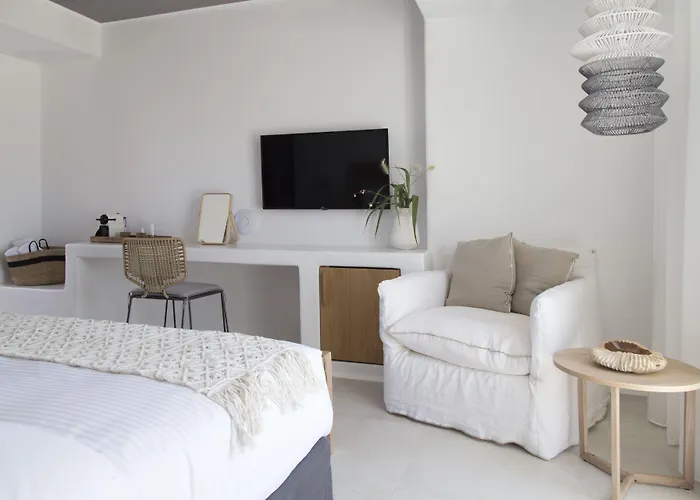 Adorno Beach Hotel And Suites Ornos 