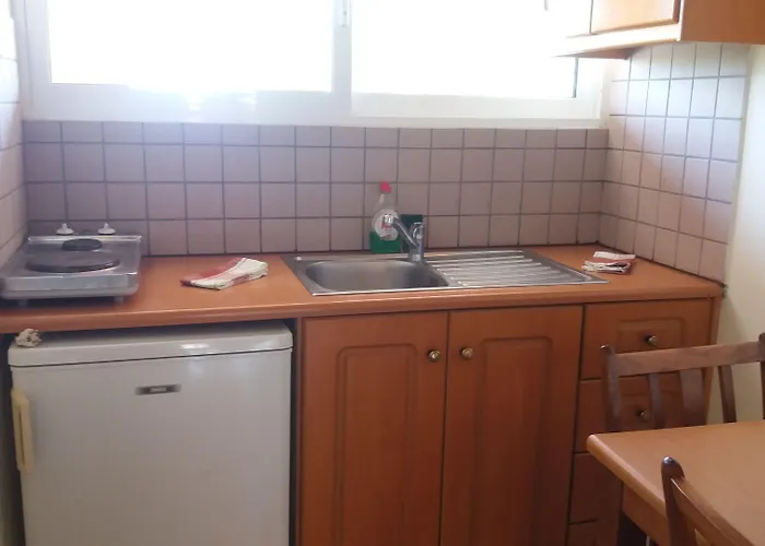 Ζante Dolphin Aparthotel Alykes 