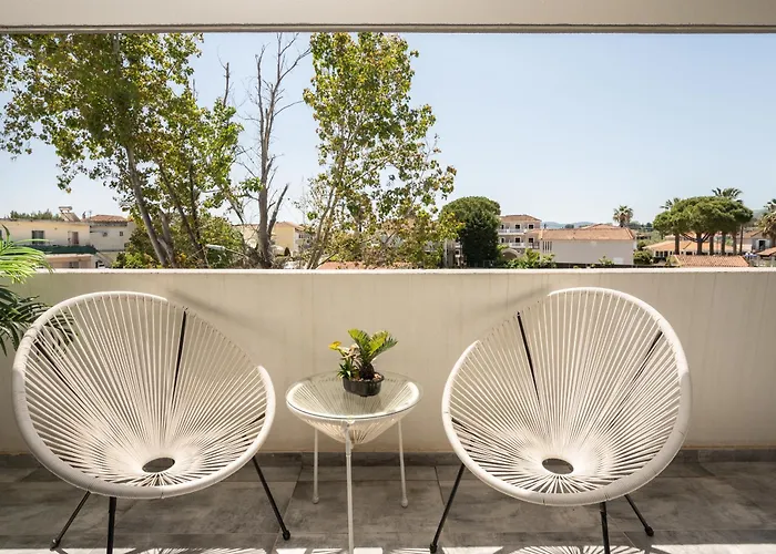 Moon Boutique Hotel - Ultra Luxury Suites With Pool, Perfect For Fun And Relaxation By Villa Mana Gers Laganas che accetta animali