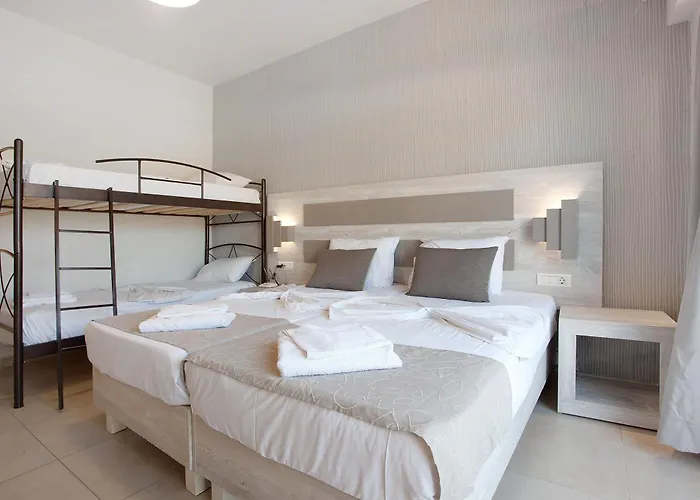 Paradise Zante One Bedroom Suite