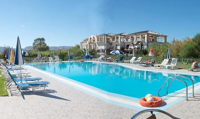 Plubis Studios Καλαμάκι