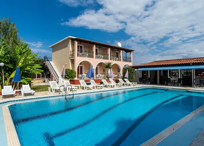 Julia Studios And Apartments Laganas